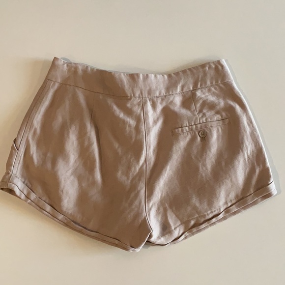 Aritzia Wilfred Linen Shorts - Picture 2 of 3
